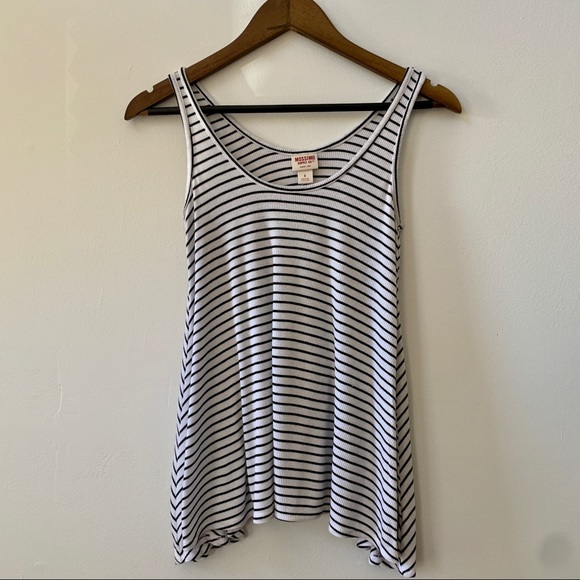 Mossimo Supply Co. Tops - Mossimo Black & White Striped Flowy Tank